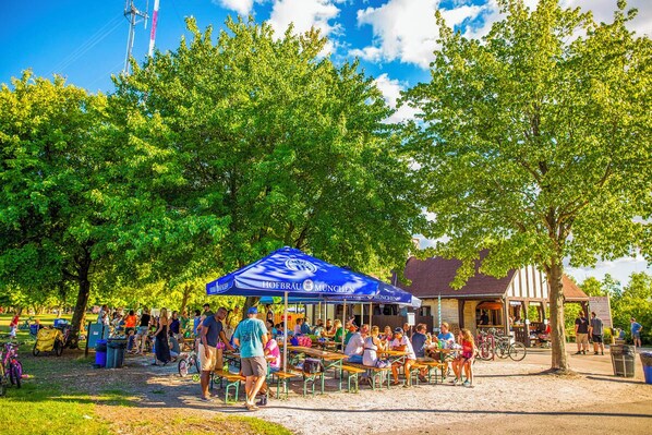 Udendørs spisemuligheder