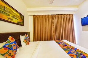 Egyptian cotton sheets, premium bedding, in-room safe, free WiFi - FabHotel Prime Prowell Crown (Hyderabad)