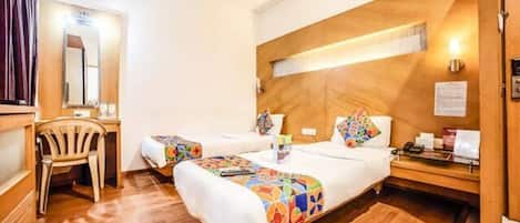 Egyptian cotton sheets, premium bedding, in-room safe, free WiFi