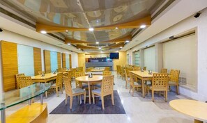 Dining - FabHotel Prime Sukh (Mumbai)