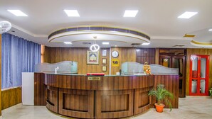 Reception - Fabhotel Prime The Rivlet Mg Road (Gurugram)