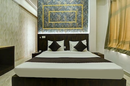 Executive Room | Egyptian cotton sheets, premium bedding, in-room safe, free WiFi