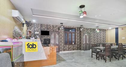 FabHotel Lucknow Inn
