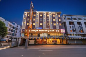 Exterior - FabHotel Ginger Suites (Bengaluru)