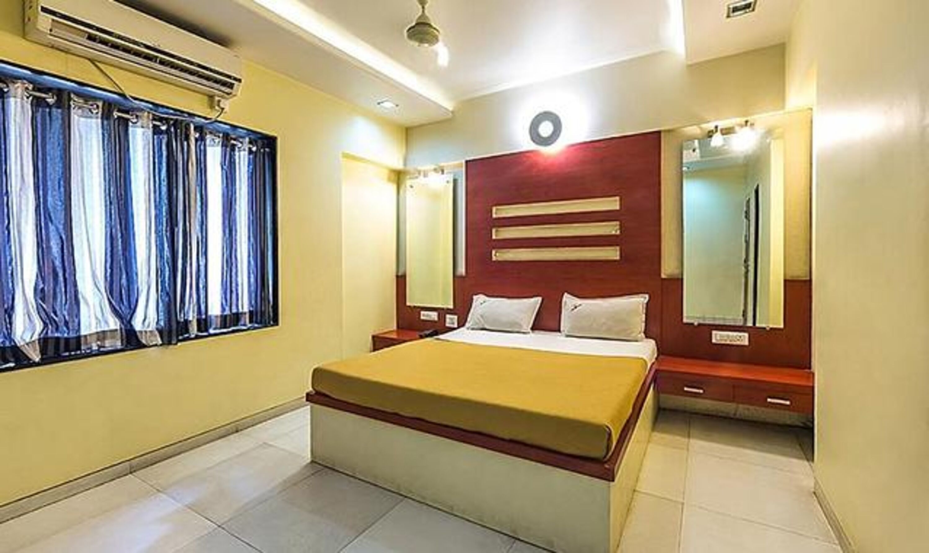 Deluxe Room | Egyptian cotton sheets, premium bedding, in-room safe, free WiFi