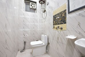 Ducha y cabezal de ducha tipo lluvia