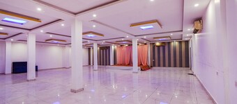 FabExpress Aditya Grand