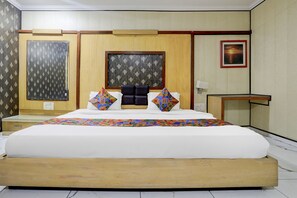 Egyptian cotton sheets, premium bedding, in-room safe, free WiFi - FabHotel Prime Rahul Deluxe (Nagpur)