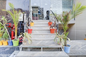 Property entrance - FabHotel SMR (Agra)