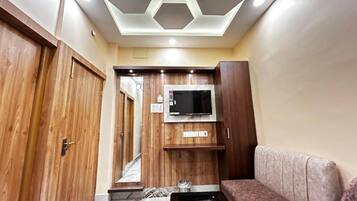 TV LCD 32 polegadas com canais a cabo