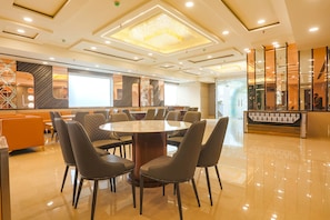 Restaurant - FabHotel Embrace (New Delhi)