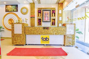 Reception - FabHotel Log Inn (Jammu)