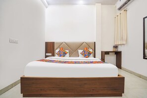 Lakens van Egyptisch katoen, luxe beddengoed, een kluis op de kamer