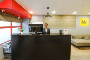 Reception - FabHotel The Vaishali Dakshini Pitampura (New Delhi)