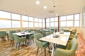 Restaurant - Oriva Srishoin (Hyderabad)