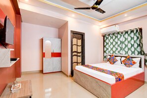Phòng Deluxe | Bộ trải giường bằng vải cotton Ai Cập, bộ đồ giường cao cấp 