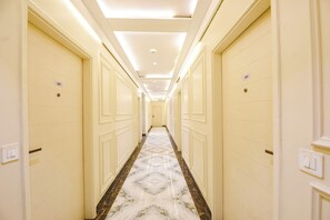 Lobby - FabHotel Dev Palace I (New Delhi)