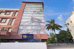 Exterior - FabHotel Leo Grand (Anekal)