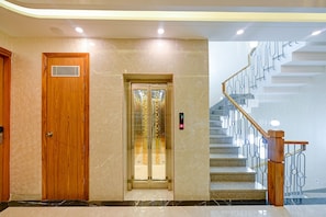 Lobby - FabHotel Soft Stayz (Gurugram)