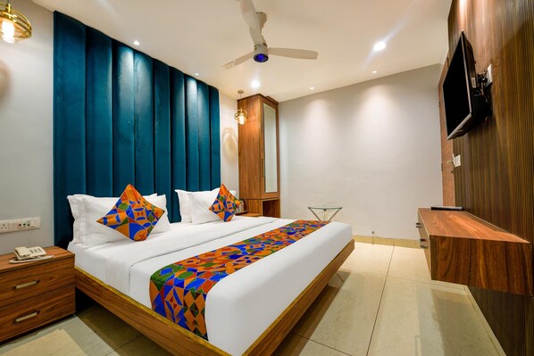 Premium Room - FabHotel Rolt (Ludhiana)