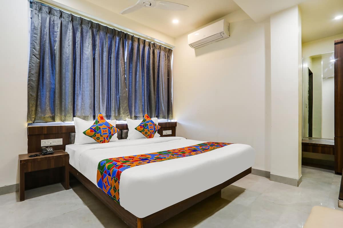Kamar Eksekutif | Seprai katun Mesir, seprai premium, brankas, dan Wi-Fi gratis