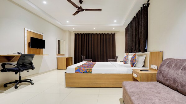 Luxury Room, 1 Queen Bed - FabHotel Mansarovar Inn (Raipur)