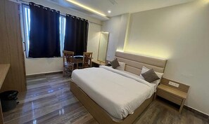 豪華客房 | 埃及棉床單、高級寢具、客房內保險箱、免費無線上網