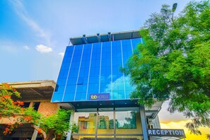 Front of property - FabHotel J Palace (Indore)