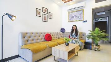 Área de estar no saguão