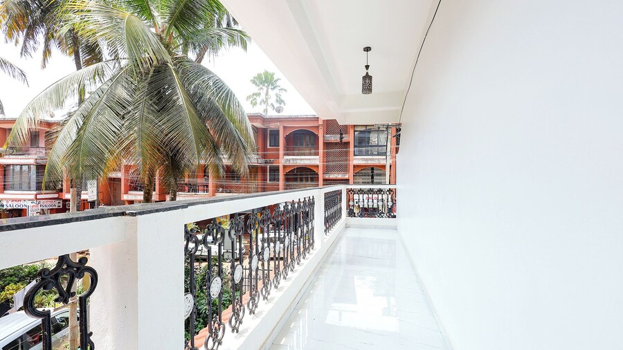 FabExpress Pednekar Plaza