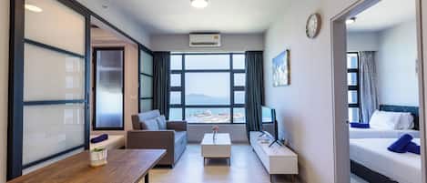 Apartment, 2 Bedrooms | Reception