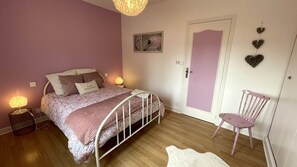 3 chambres, Wi-Fi gratuit, draps fournis