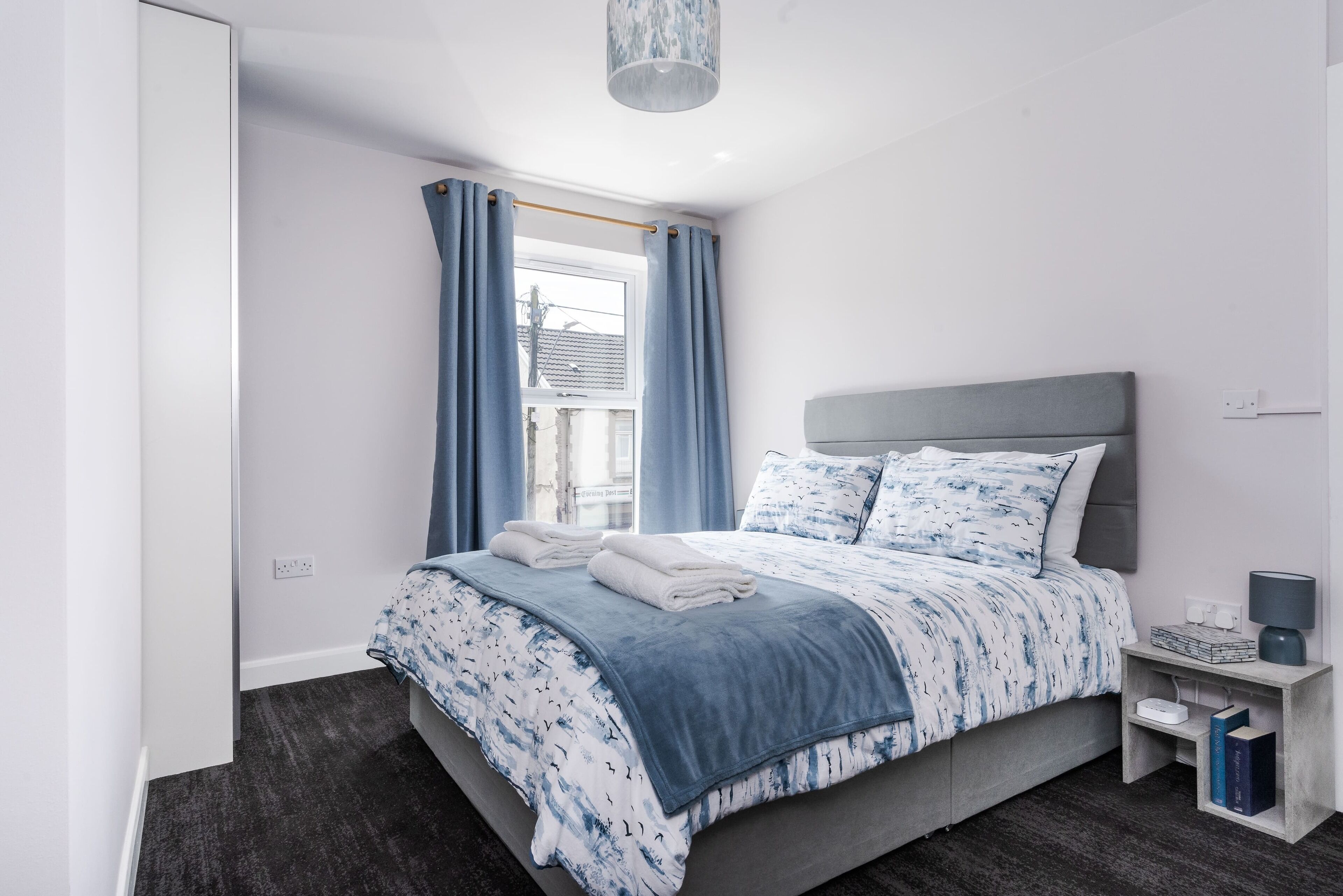 4 室のベッドルーム、アイロン / アイロン台、WiFi、ベッドシーツ