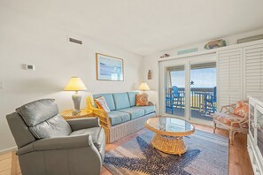 TV, DVD player - Bunnys Rental at Admirals View III (Kill Devil Hills)