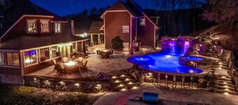 Luxury Smokies Home with Backyard Paradise