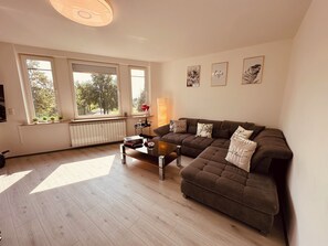 Televisión y futbolito 