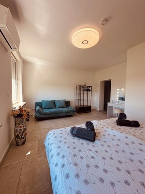 3 habitaciones y caja de seguridad en la habitación 