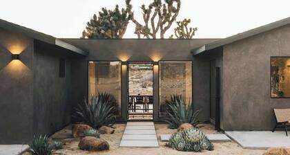 Mulberry & Pine • 2.5 Acres, Design, Views, Spa