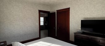 Cozy, 3 bed retreat near downtown Bristol