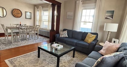 Cozy, 3 bed retreat near downtown Bristol