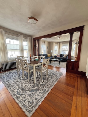 Cozy, 3 bed retreat near downtown Bristol