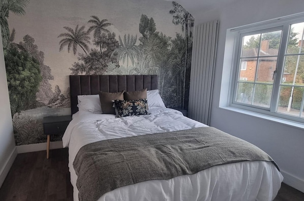 3 bedrooms, free WiFi, bed sheets