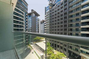 Balcony - Nasma Holiday Homes - Seven Hotel and Apartment (Dubai)