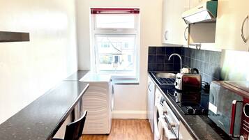 Fridge, microwave, oven