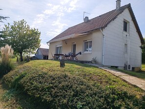 Exterior - Pleine Nature, Maison de Campagne à 10 min zoo Beauval Mareuil/cher (Mareuil-sur-Cher)