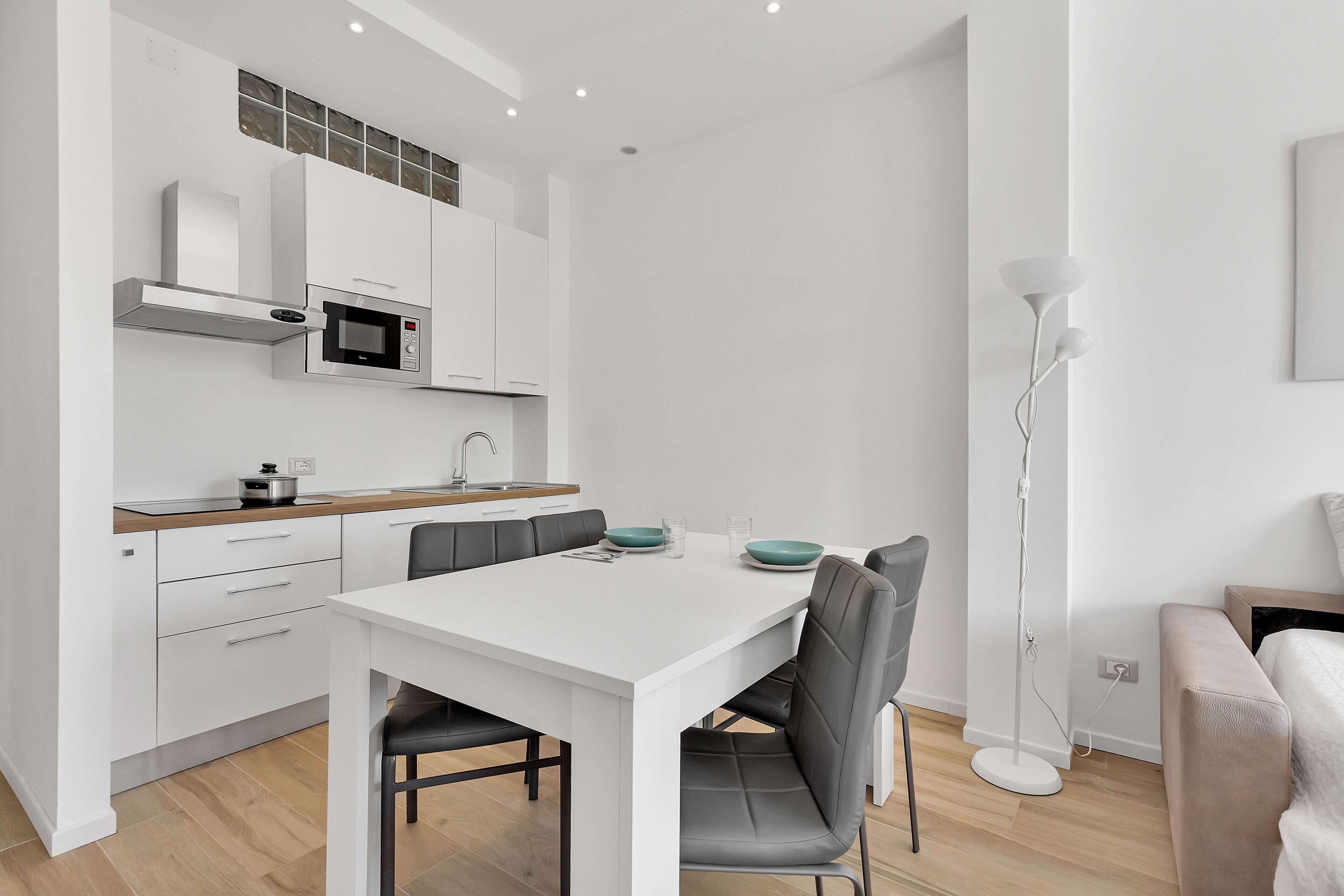 Apartment, 1 King Bed, Non Smoking | 1 bedroom, iron/ironing board, free WiFi