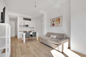 Apartment, 1 King-Bett, Nichtraucher | Eigene Küche | Kühlschrank, Mikrowelle, Herdplatte, Kochgeschirr/Geschirr/Besteck