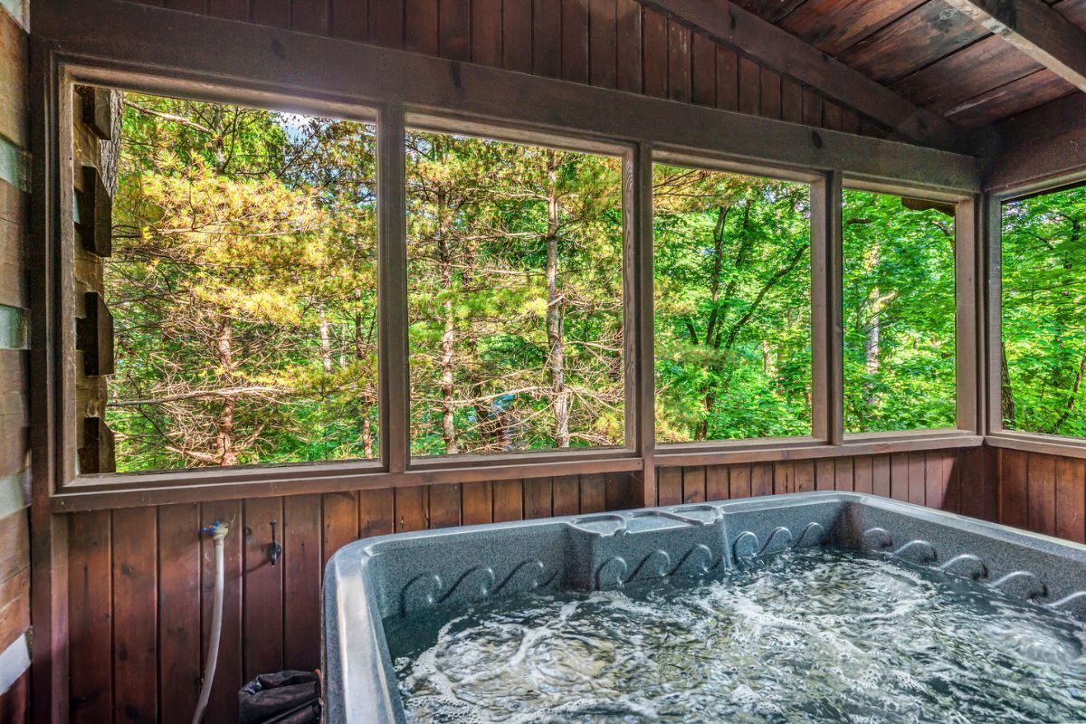 Indoor spa tub