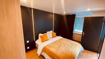 2 dormitorios, escritorio, cuna de viaje y wifi