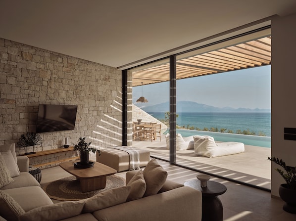 Smart TV, libri, impianto stereo